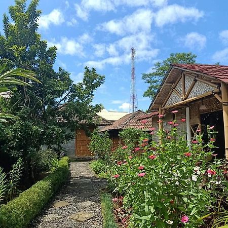 Pondok Bamboo Sendangsari Вонособо Екстериор снимка
